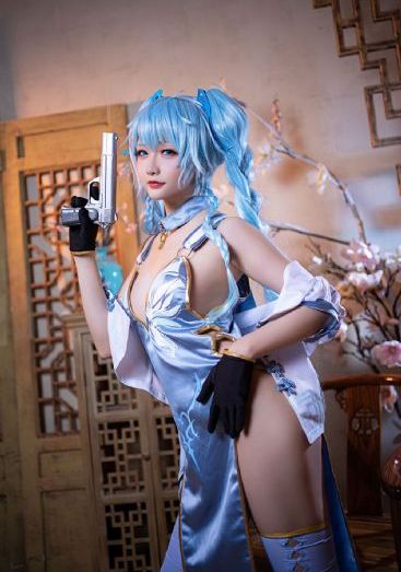 扒掉乳罩虐胸打胸吸奶动漫