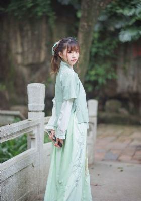 年轻母亲1