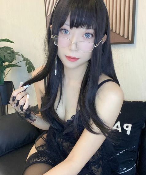 《年轻的寡妇》完整版