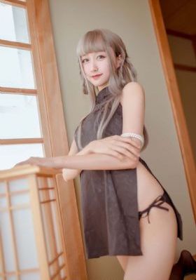 竹楼记事